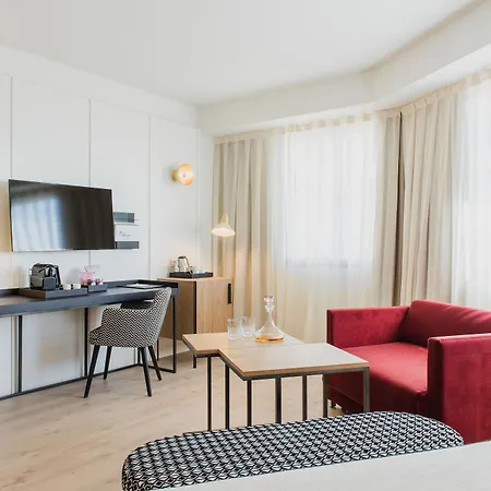 Hotel Molina Lario 4*