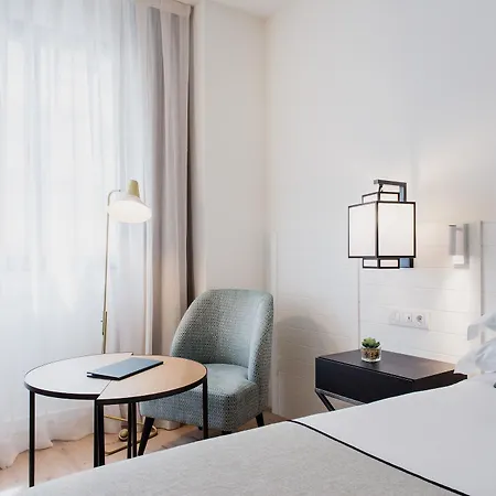 Hotel Molina Lario